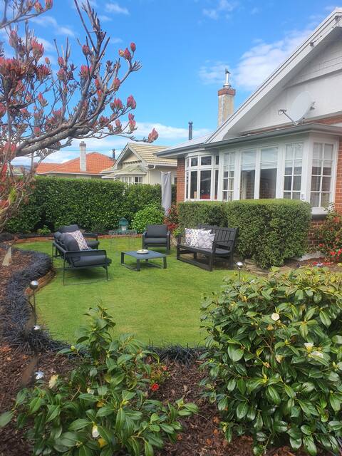 Fully equipped 3 bedroom character bungalow $270