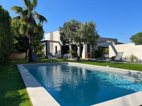 Villa Mila Pool, Spa, 4 bedrooms, 3 km from the beaches