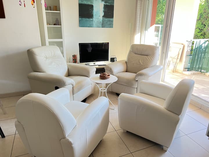 Location T2 Cosy Dans Résidence (Piscine, Parking) - Sète