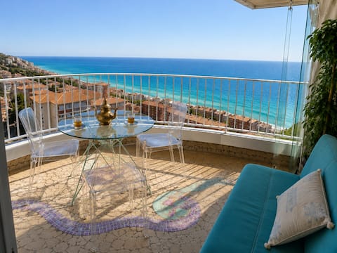 Stunning Sea Views & Hills | Feel at home