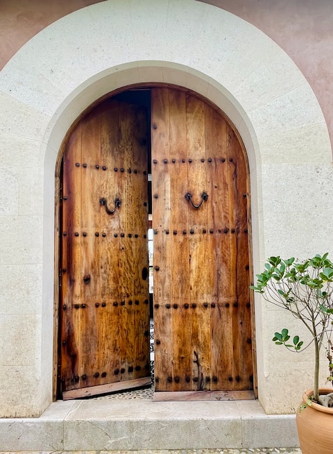 Top performing Airbnb: Country house 5Km from the sea. AC/H in Bedrooms. in Muro