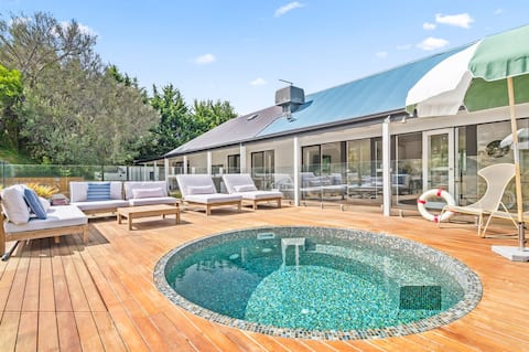 Highbury Peaceful Retreat gas heated plunge pool