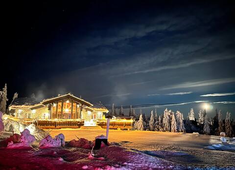 Luxury in Trysil: Exclusive cabin with mountain view
