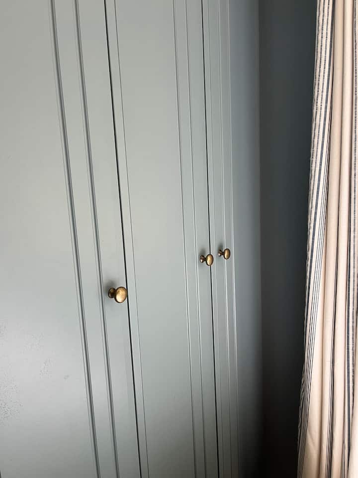 Bedroom 1 image 4