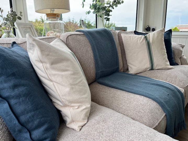 Sleeps 4, Shepherds Hut Style, Walk To Pubs, Shops - Clovelly