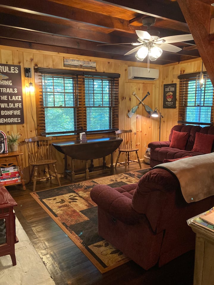 Hilltop Cabin -Near Bethel Woods/toronto Reservoir - Bethel, NY