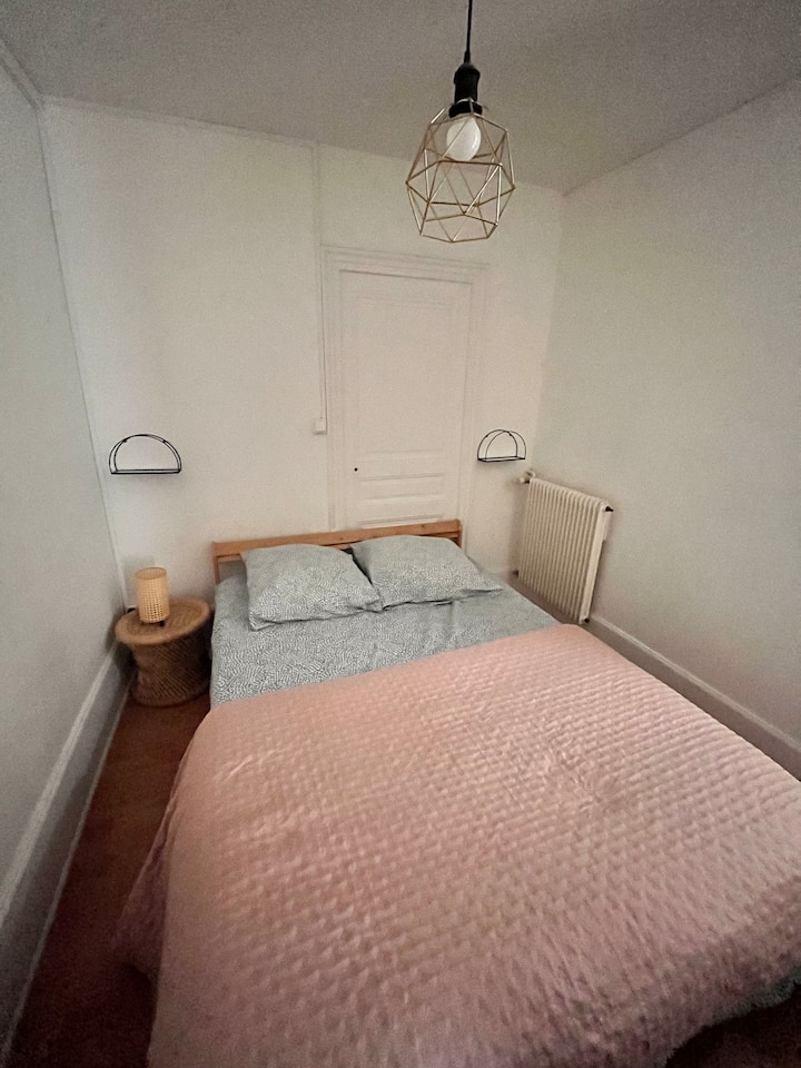 საძინებელი 1