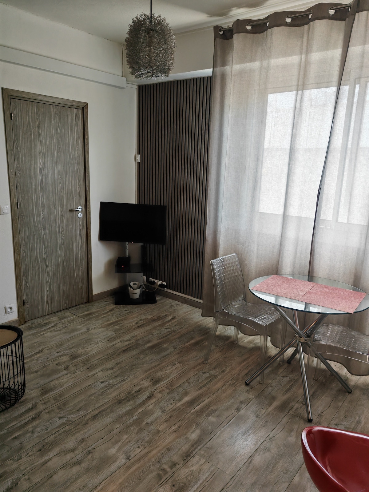 მისაღები ოთახი