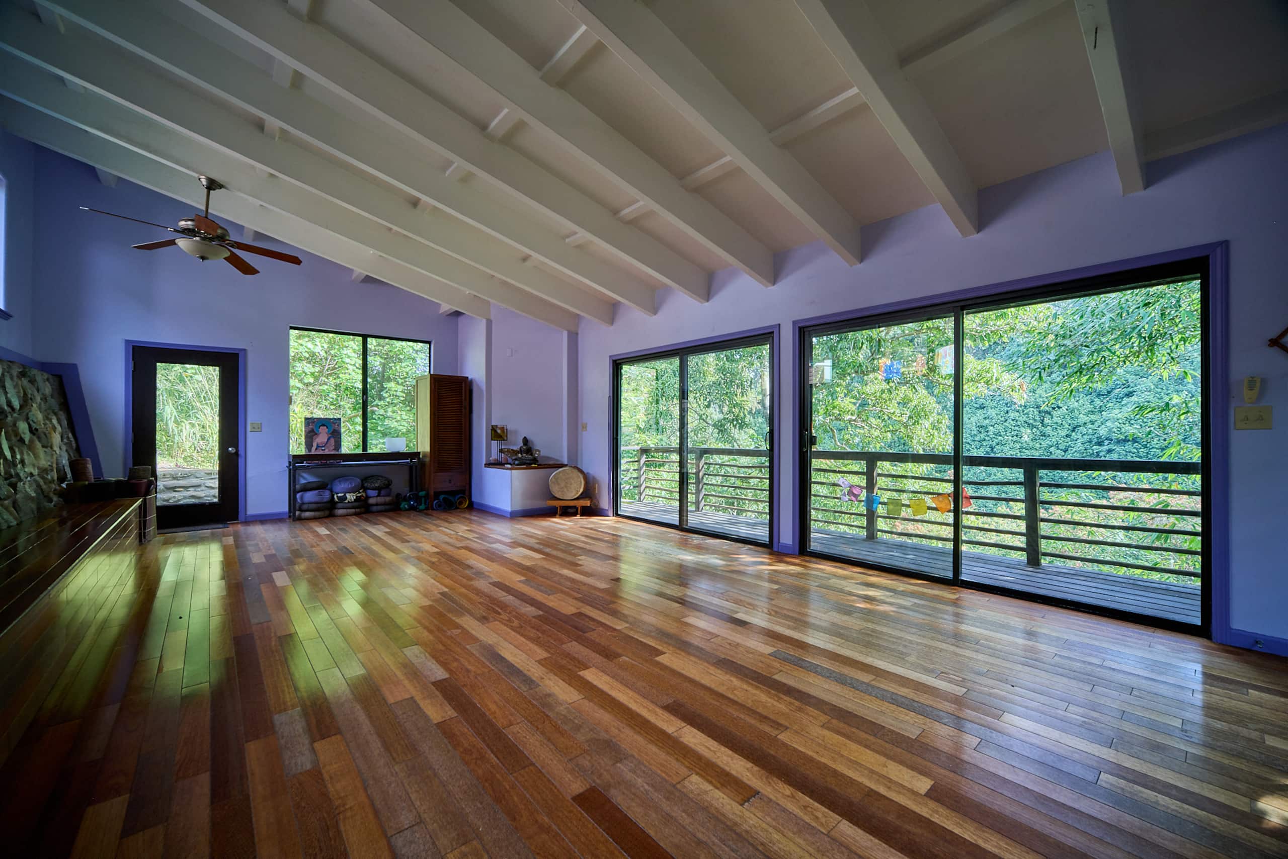 Cabin in Kapaau · ★4.98 · 1 bedroom · 2 beds · 1 shared bath - Image 37