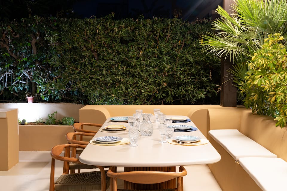 A garden villa on the Gulf of Terrasini, Terrasini, Sicily, Italy, photo 10 of 10