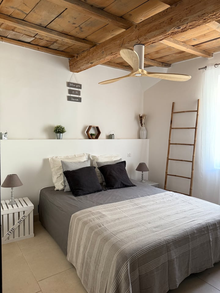 غرفة النوم 2