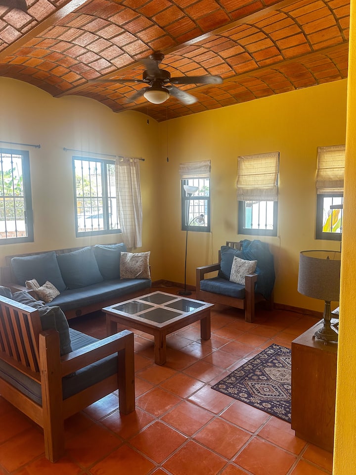 Casa Serena Downstairs - Spacious Sanctuary - Lo de Marcos