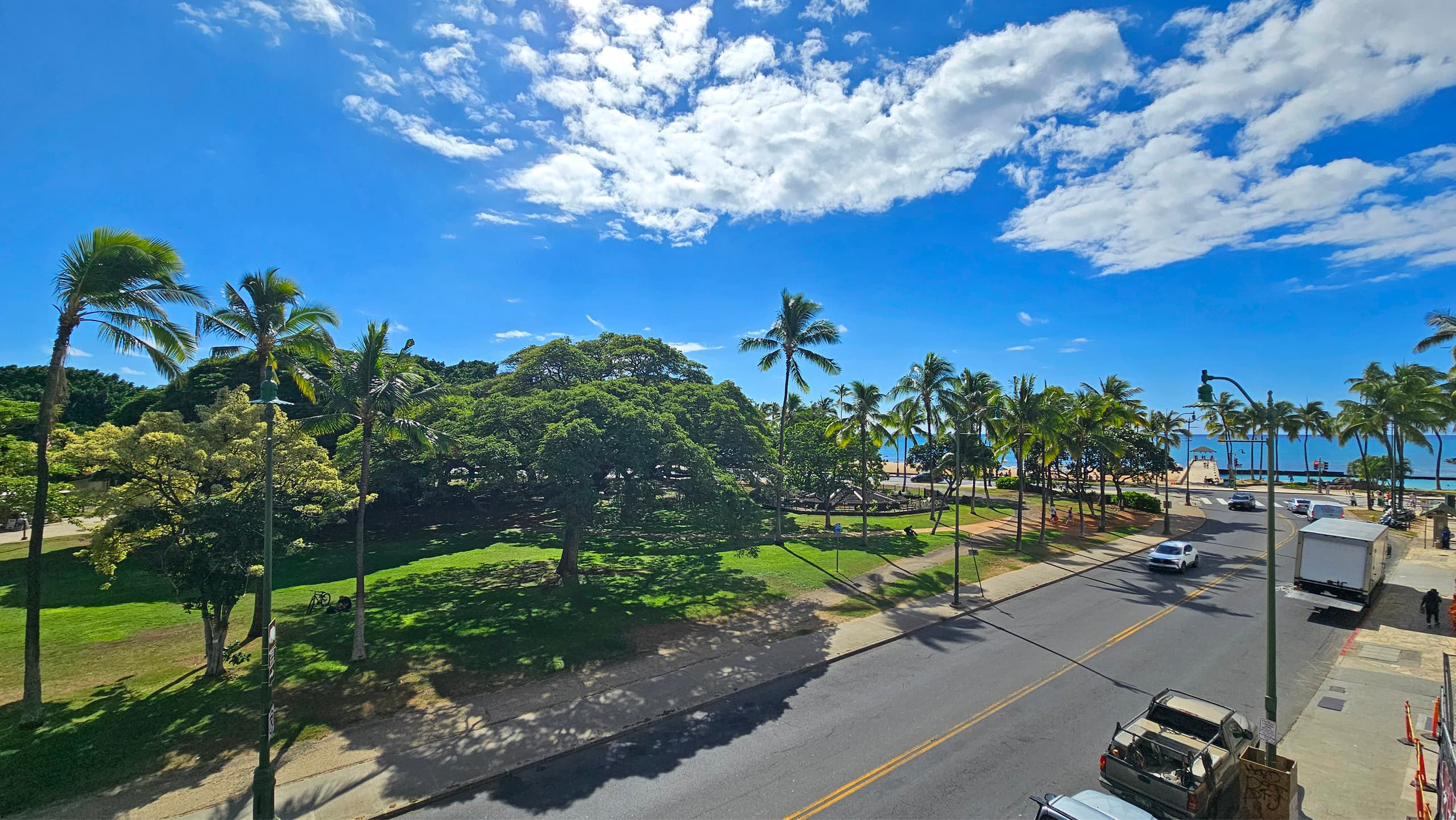 Condo in Honolulu · ★4.51 · Studio · 1 bed · 1 private bath - Image 22