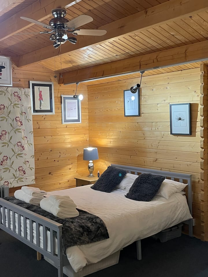 Walnut Tree Cabin Ruscombe Henley Windsor London - Wokingham