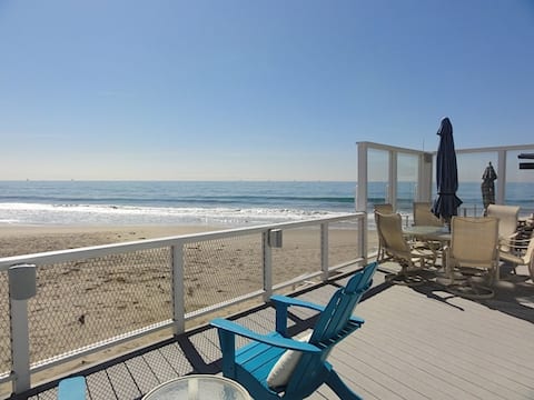 Alluring Oceanfront Home, Jacuzzi