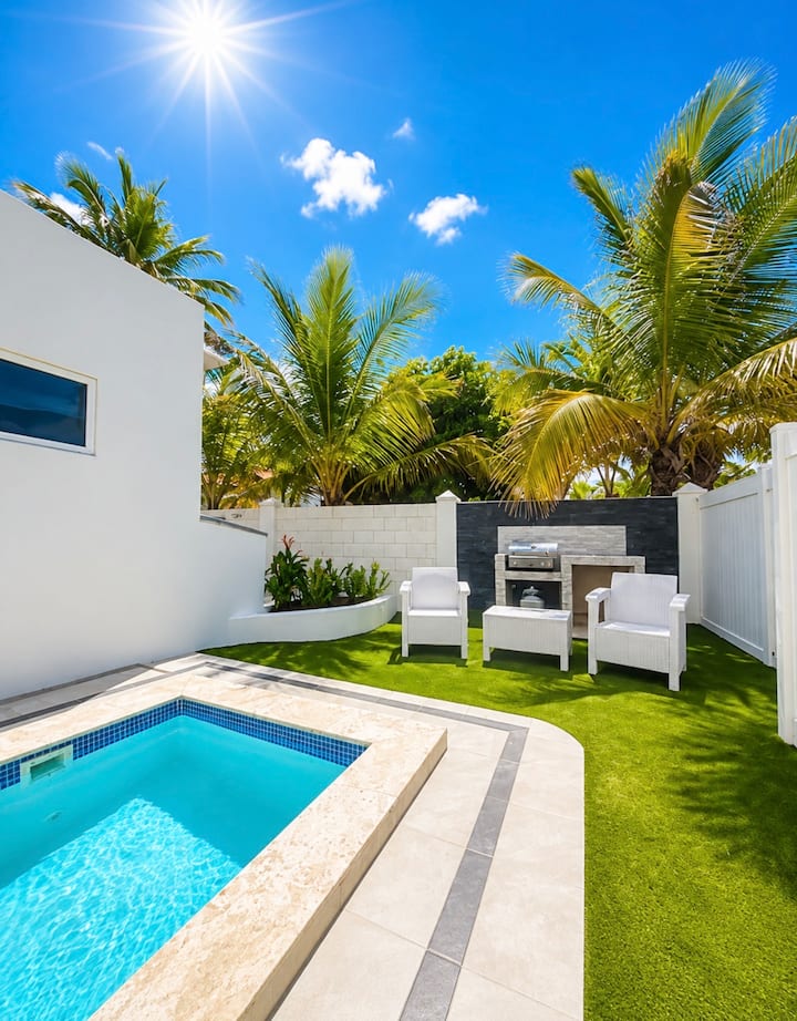 New 2  Bedroom Palm  Beach Townhouse ,Private Pool - アルバ