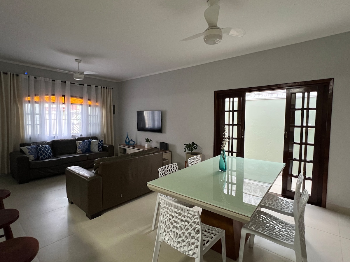 Anúncio popular: High-End Itanhaém Property – 150 m from the Beach, 6 Bedrooms em Itanhaém