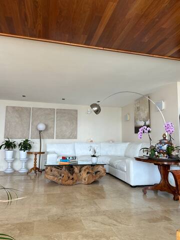 OceanView*5BR/6BA*Villa w/Pool&Sauna*NearBeach180° gallery image 4