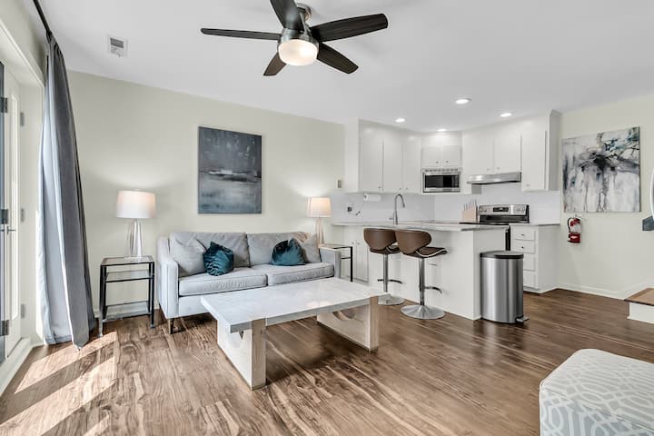 Chs Golfview Guest House - Poolside Retreat - Charleston, SC
