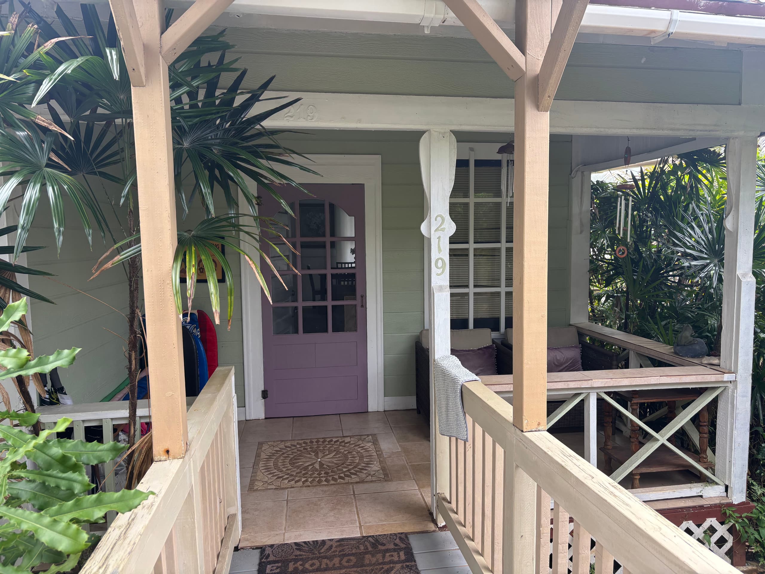 Home in Hilo · ★4.87 · 2 bedrooms · 2 beds · 1 shared bath - Image 12
