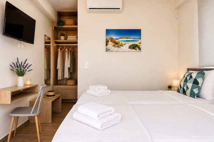 First floor - Bedroom 3 with two single beds (or king bed) and ensuite bathroom - Private balcony with stunning views
