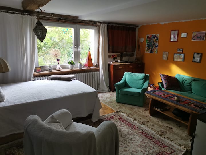 Schlafzimmer 5