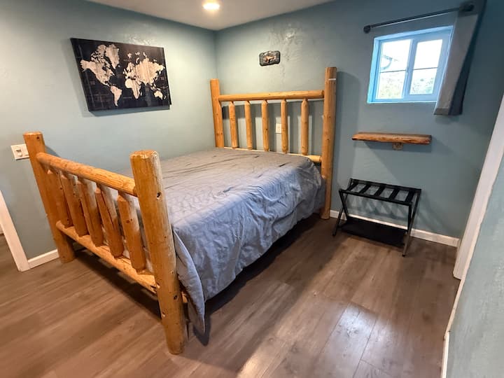 Smaller master bedroom also has a queen bed and is attached to the second bathroom. I leave a few dozen hangers and an empty closet, along with a dresser you can use in this room. 