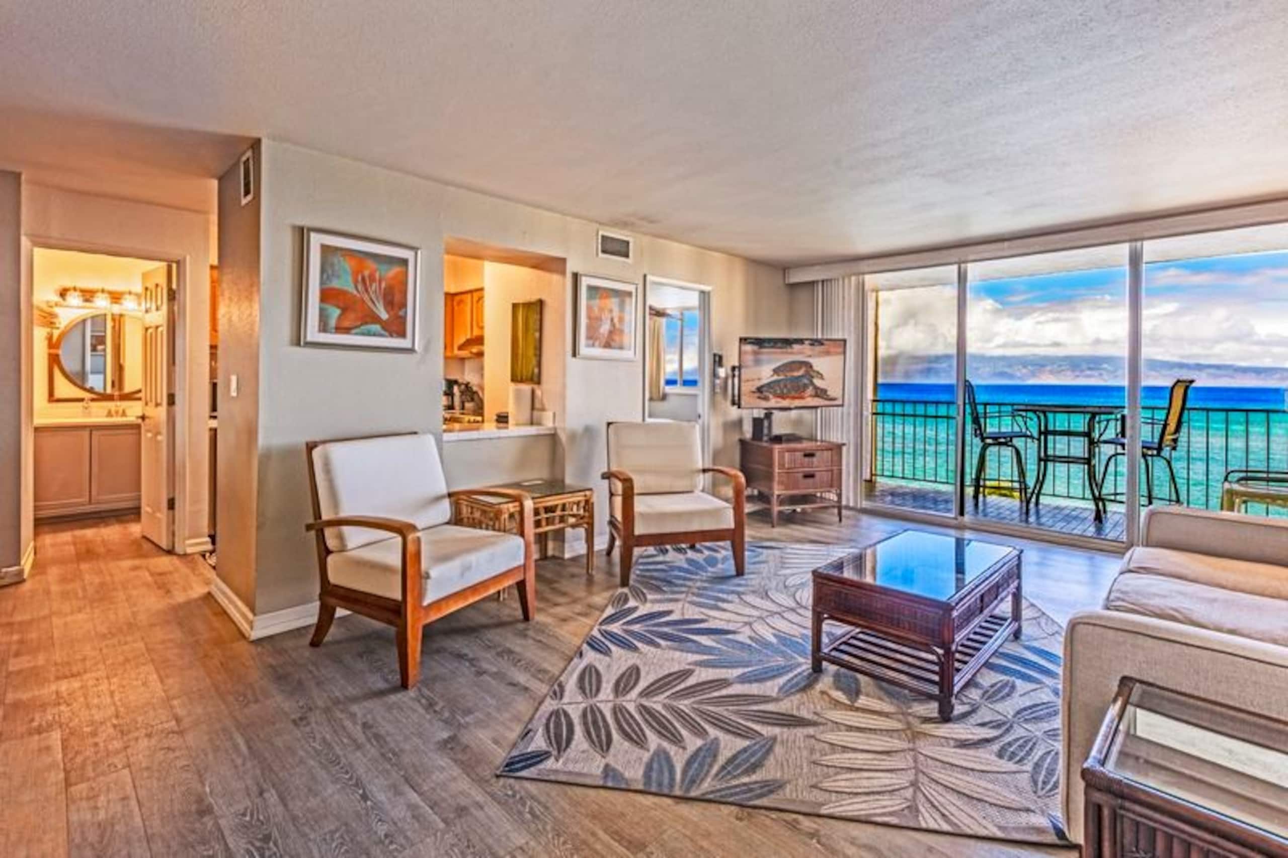 Condo in Lahaina · ★4.86 · 1 bedroom · 1 bed · 1 bath - Image 2
