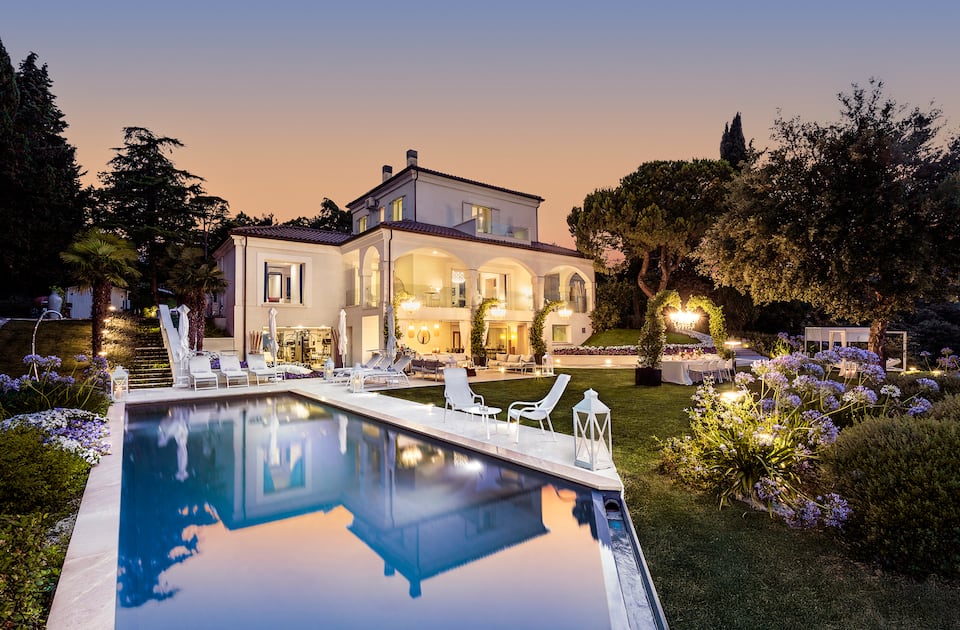 Villa Belvedere, above the Romagna hills, Bertinoro, Italy, photo 1 of 10
