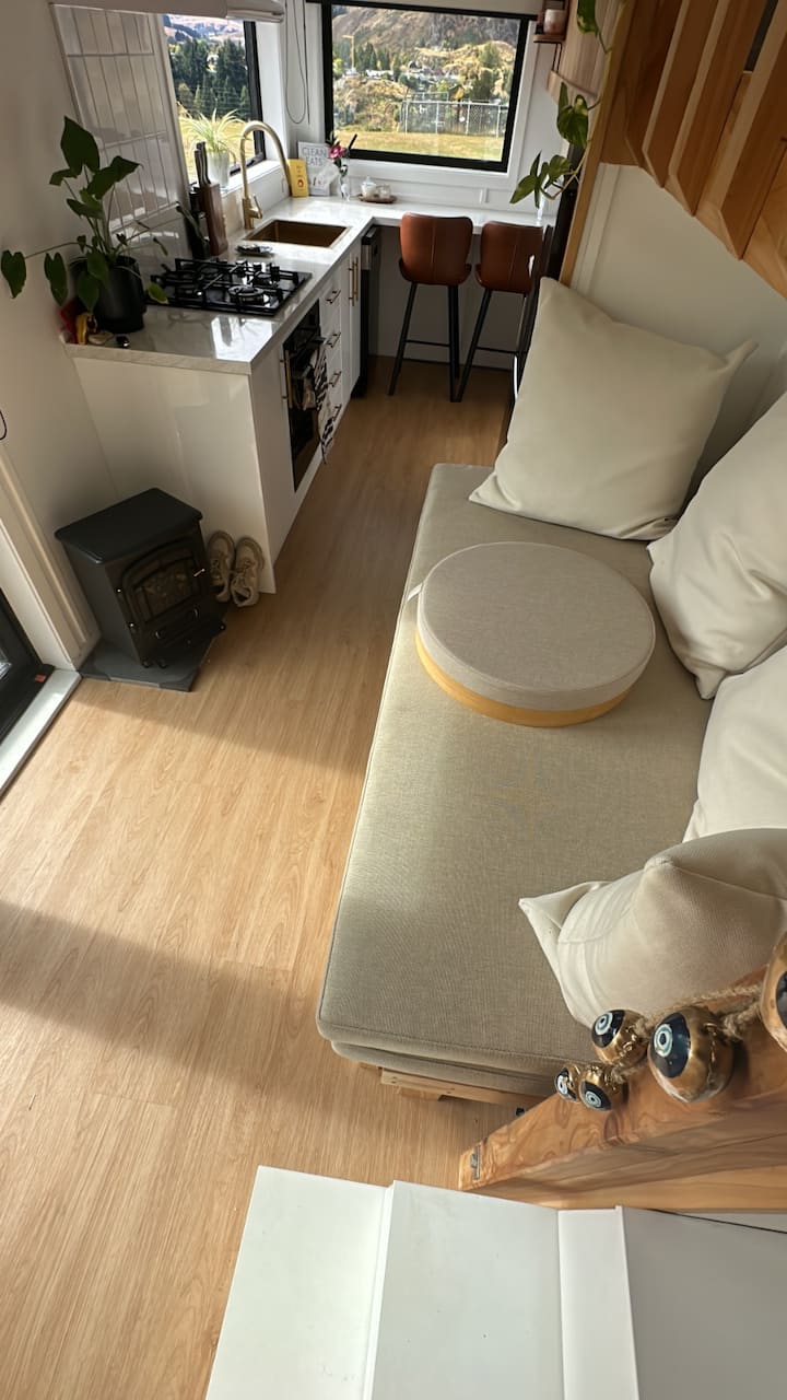 Stylish Dual-loft Tiny Home Queenstown - Queenstown