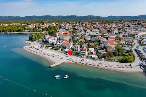 Beach House Kocer (free parking)