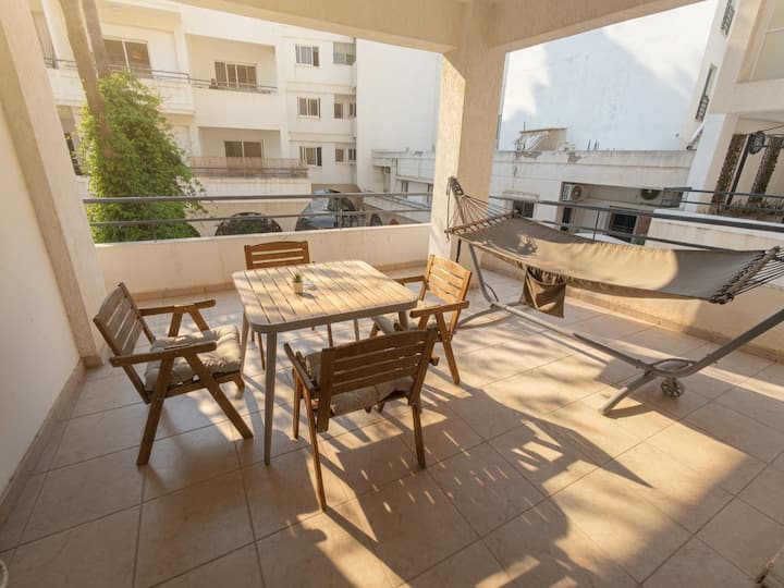 Perfectly Located | 400m To The Beach | Balcony - Larnaca