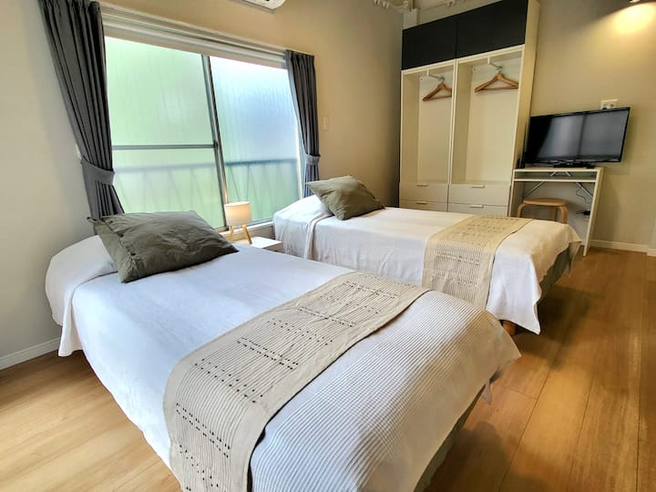 Compact 2f Apartment · Near Shinjuku (Up To 3) - Shibuya