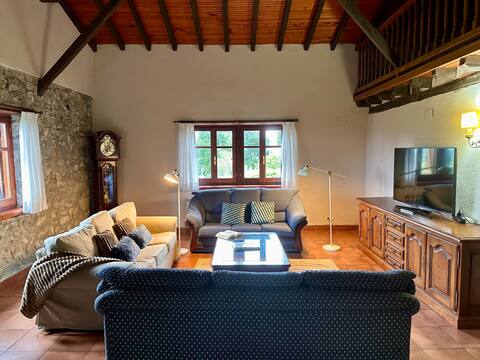 Kanala fantastic views of Urdaibai, large garden