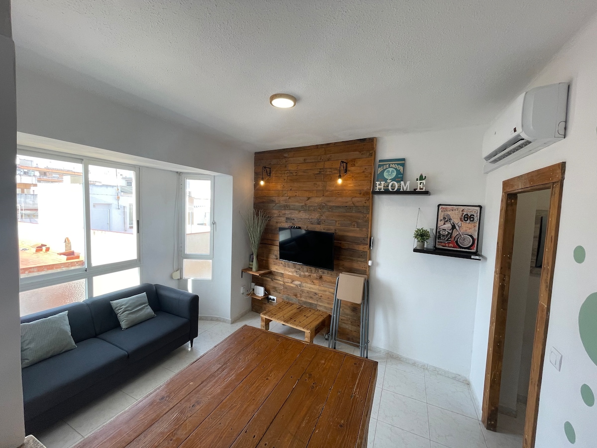 Annonce Airbnb populaire: PALETTE'HOME WIFI – AIR CONDITIONED – GREAT COMFORT à Benicarló