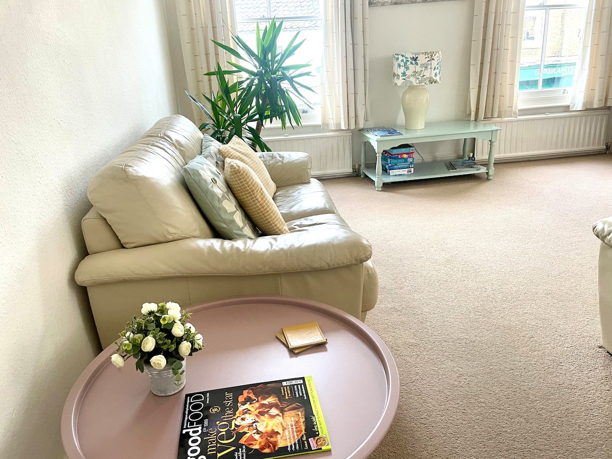 Successful Airbnb property: Southwold Rock in Southwold