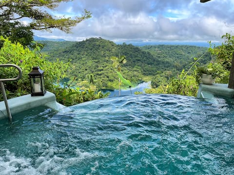 Treetop Tent with view lake