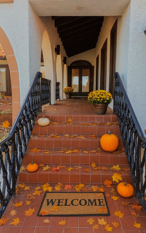 Private pool, big private property, spa, 6BDR/6BTH