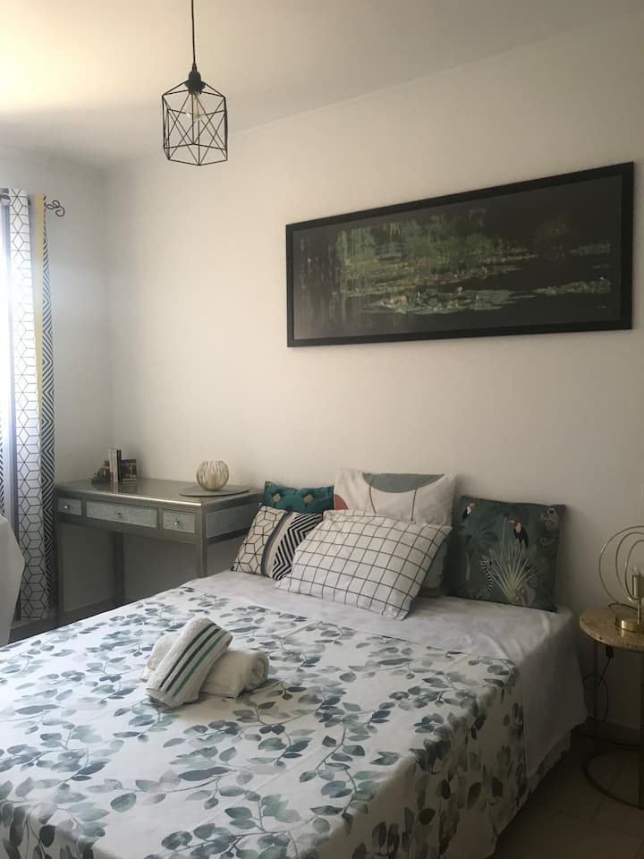 غرفة النوم 2