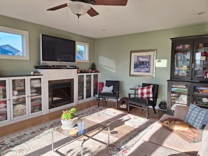 Private Room By The Lake - Cobourg