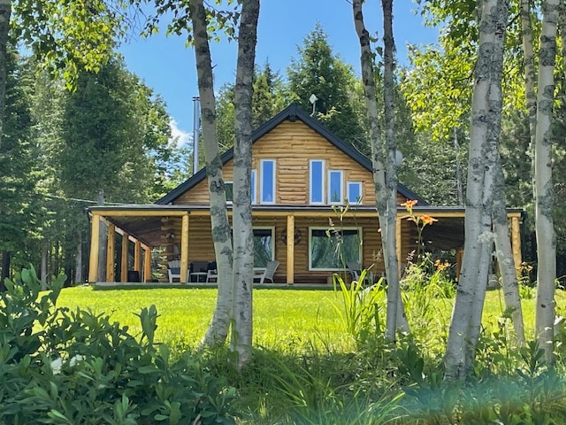 Cozy Waterfront Log Home With Outdoor Hot Tub Cottages for Rent in