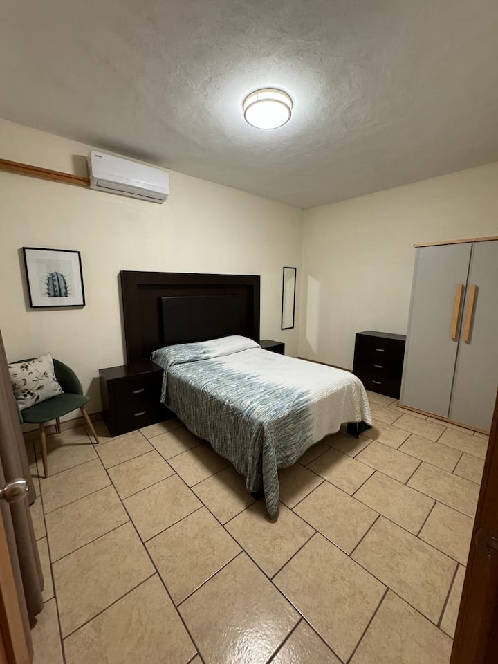 საძინებელი 1