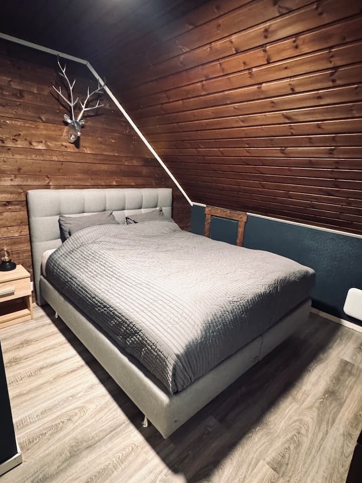 غرفة النوم 1