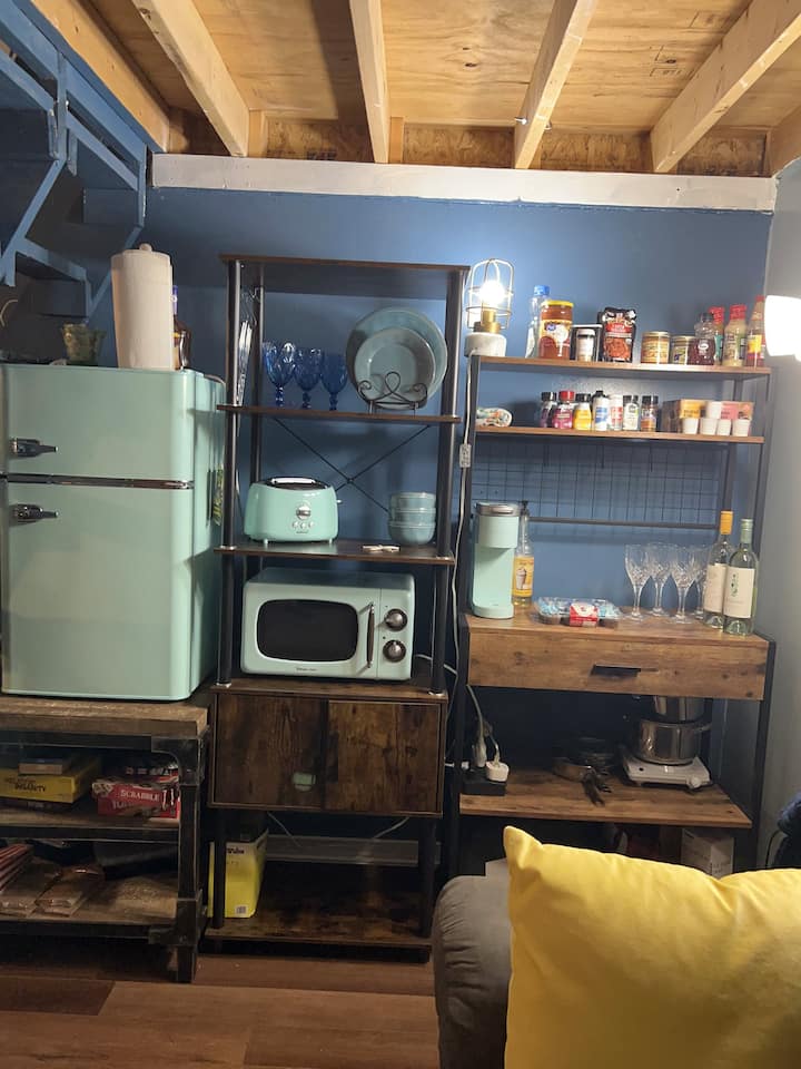 Sea Shell She Shed Tiny House: - Navarre, FL