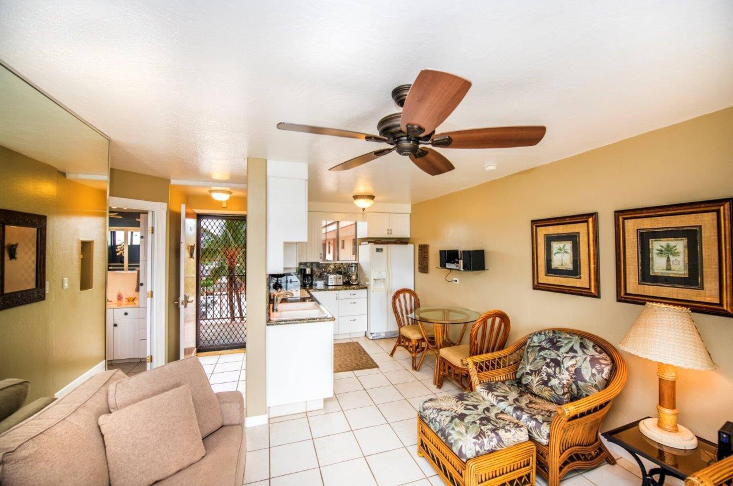 Oceanview Kealia 607 Great Top Floor Condo Views - Image 2