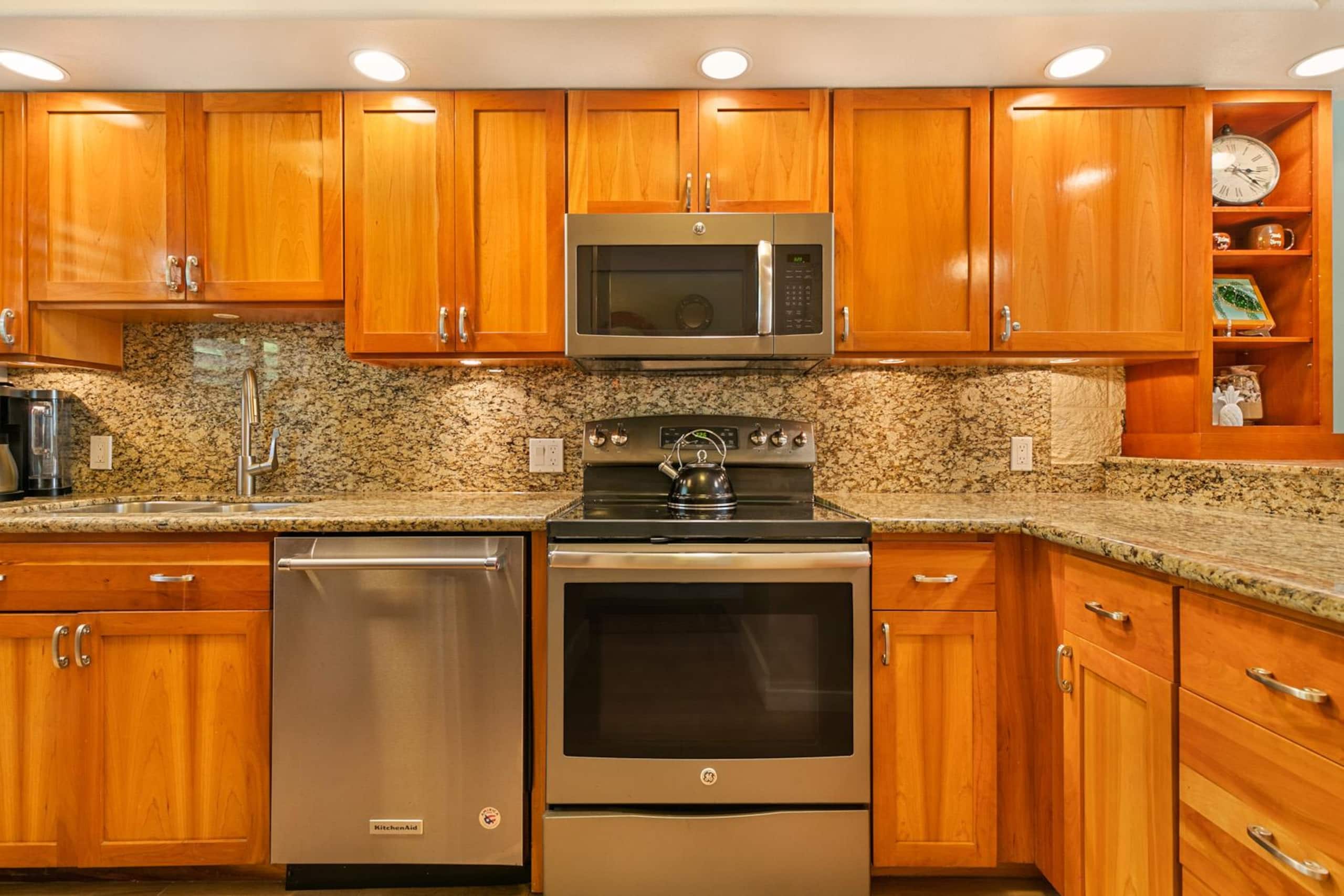 Oceanview Kanai A Nalu 114 -Gorgeous Upgrded 2bdrm - Image 15