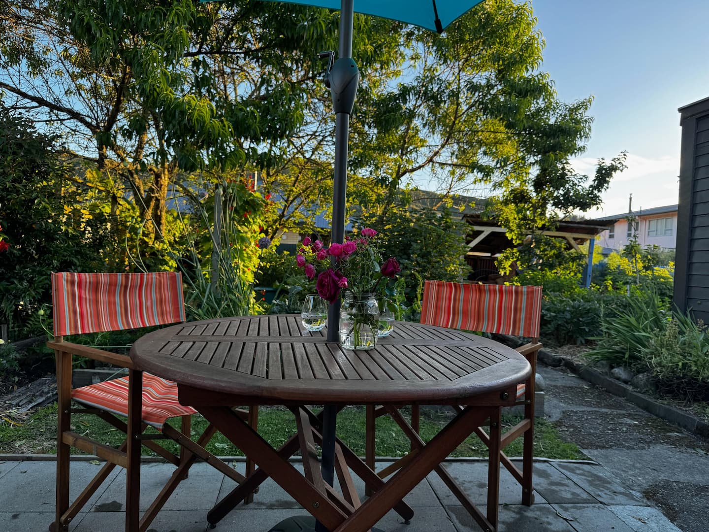 Enjoy A Cosy Cottage With Modernised Interior. 3