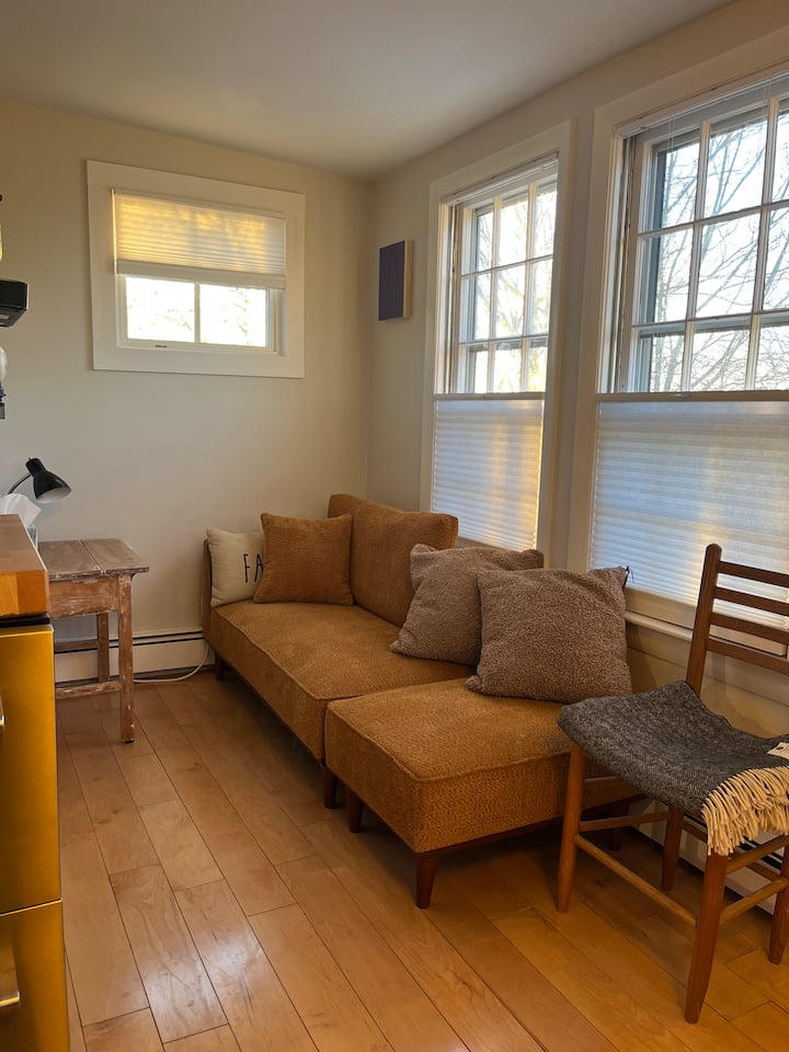 Private/quiet 1 Br Just 2 Blocks To Commercial St. - Provincetown, MA