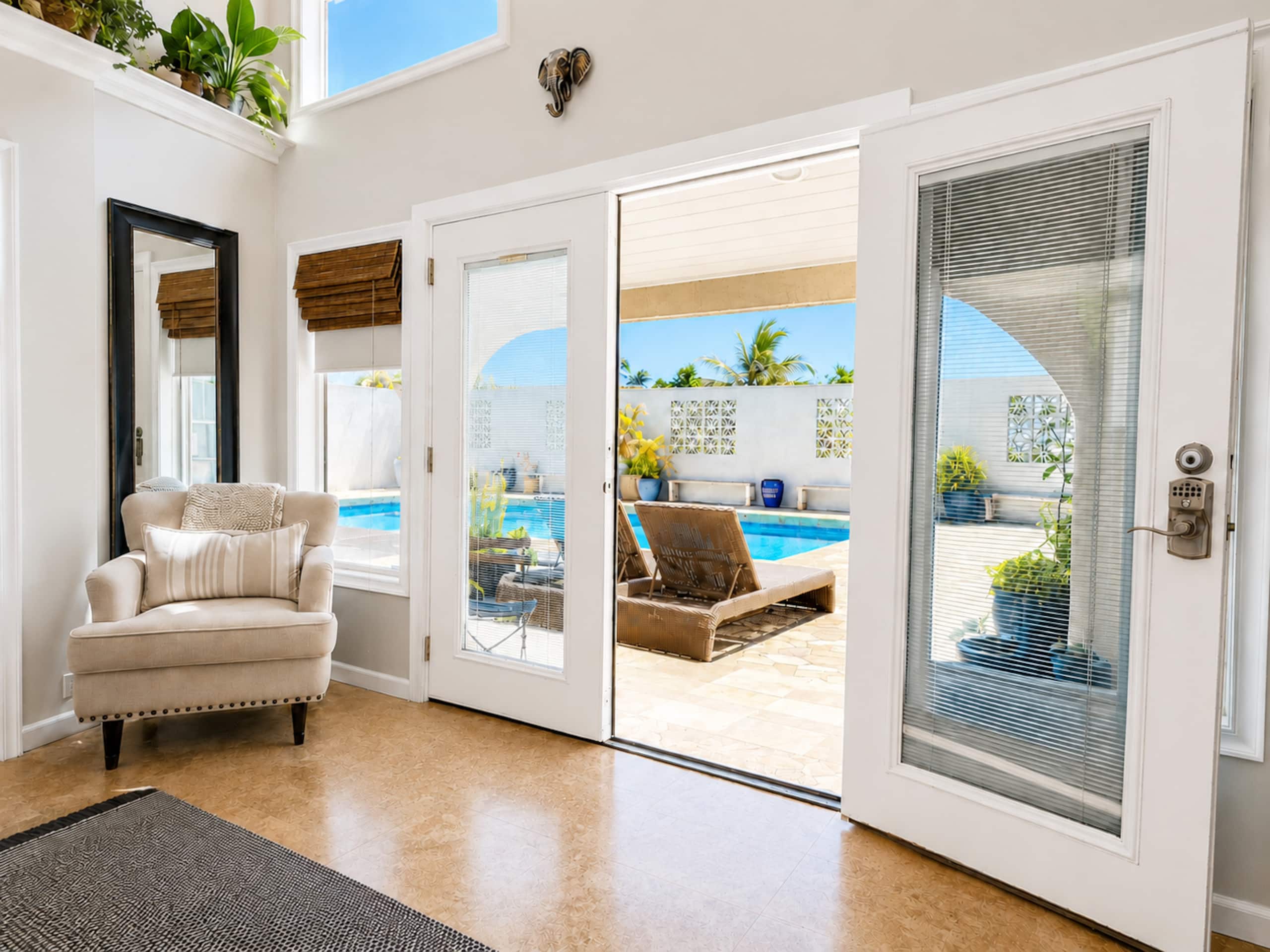 Tropical Pool Retreat -Private Suite - Ocean Views - Photo 7