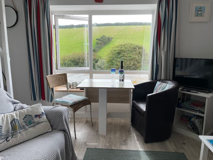 Small House 5 Mins Walk To Beach. Dogs Welcome! - Hope Cove